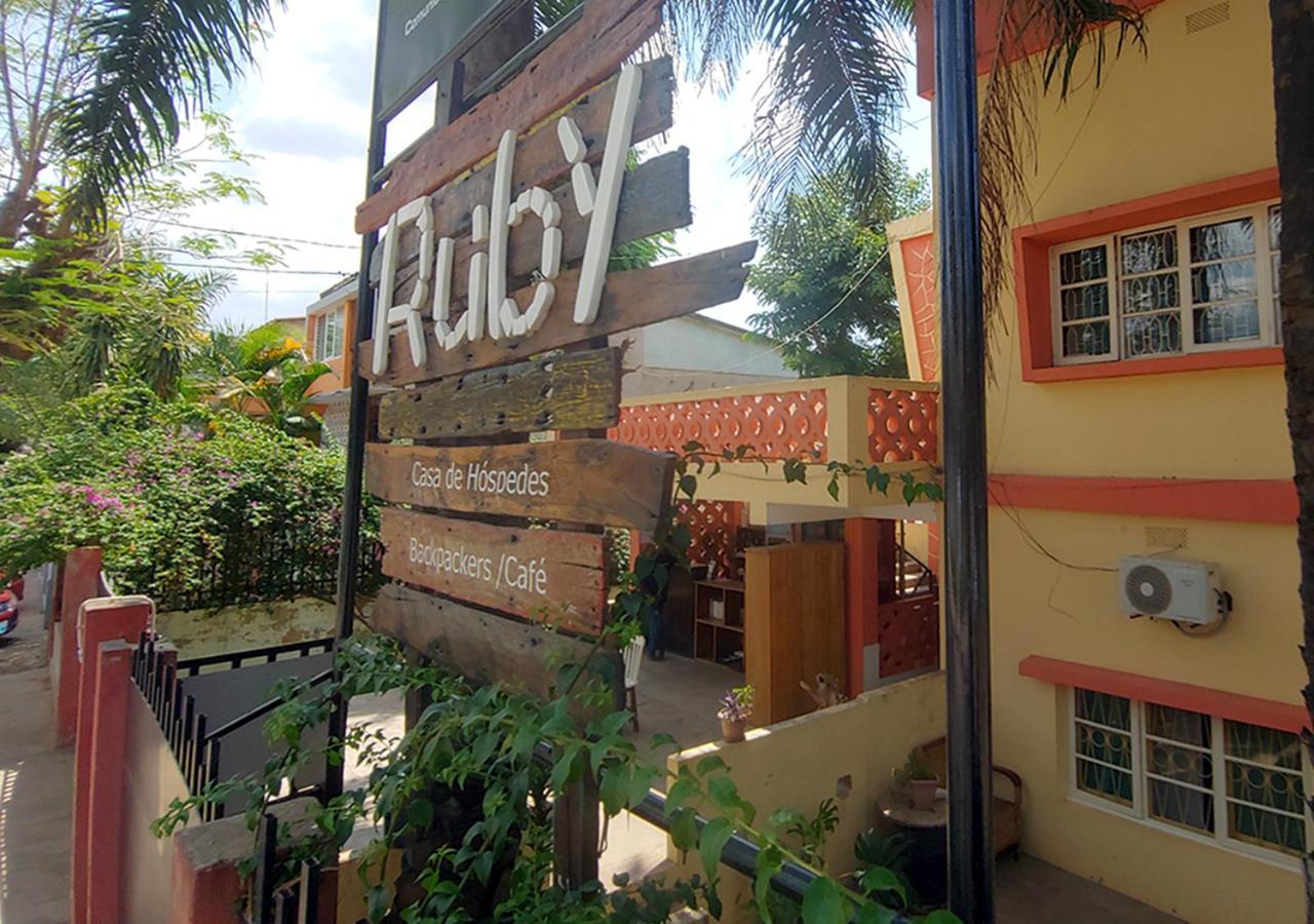 Ruby - Casa De Hospedes - Backpackers Ναμπούλα Εξωτερικό φωτογραφία