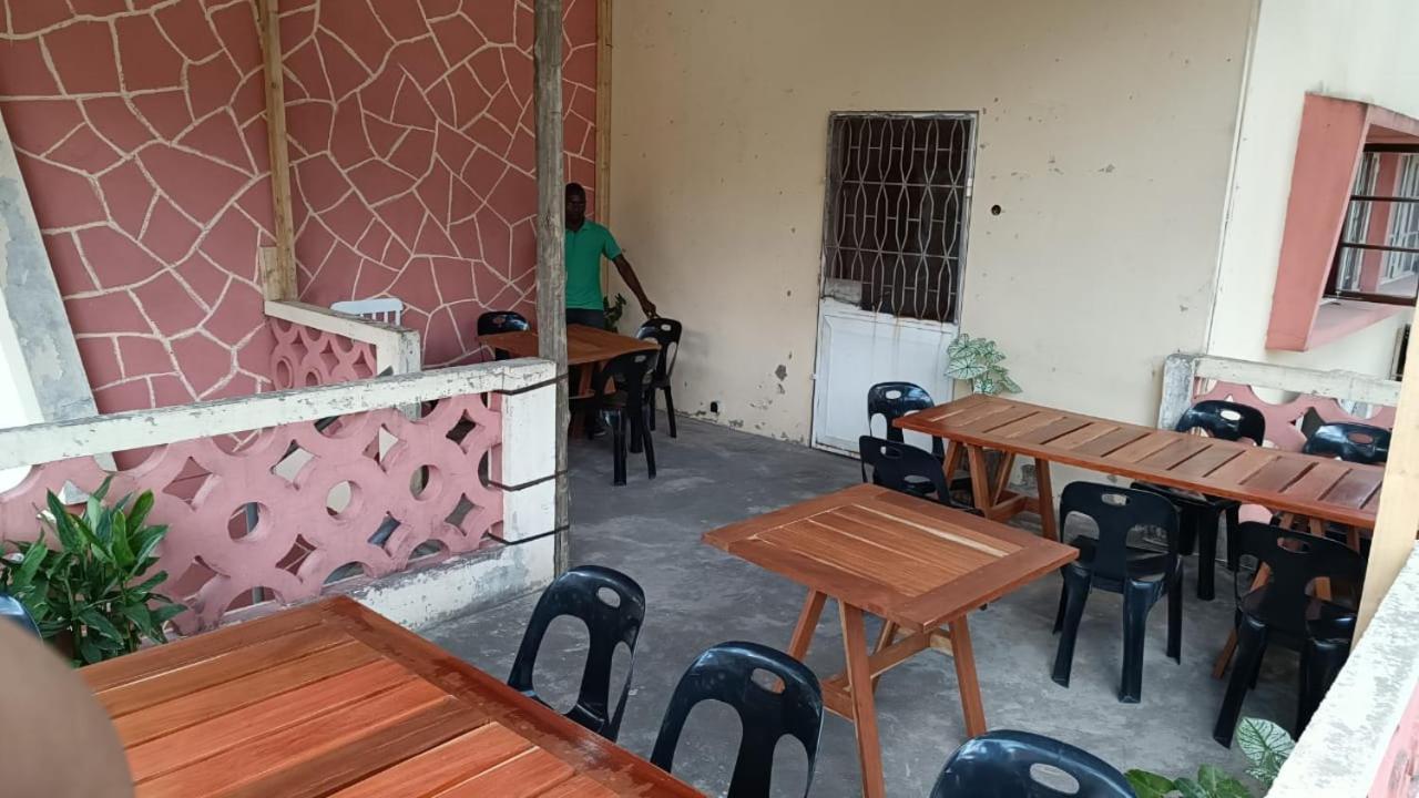 Ruby - Casa De Hospedes - Backpackers Ναμπούλα Εξωτερικό φωτογραφία